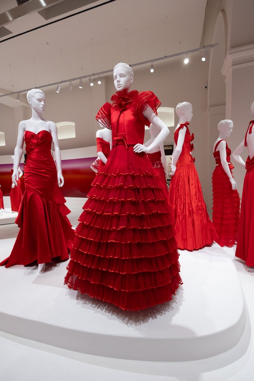 A PM23 esta expondo 50 vestidos de arquivo